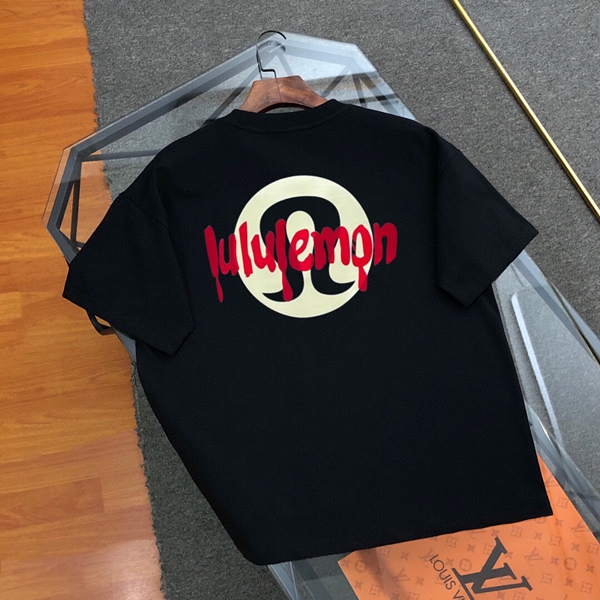 ブランドTシャツ背面デザイン